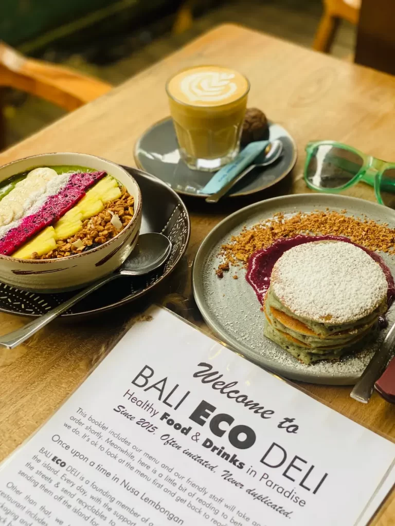 Healthy breakfast in Jungut Batu, Nusa Lembongan