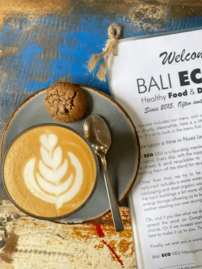 Latte Art at Bali ECO Deli Cafe Nusa Lembongan